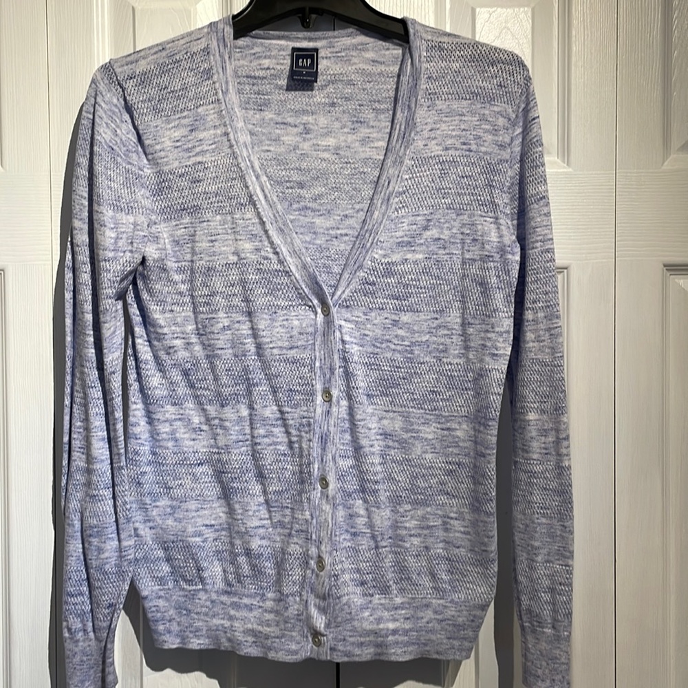 Gap heather purple cardigan size medium